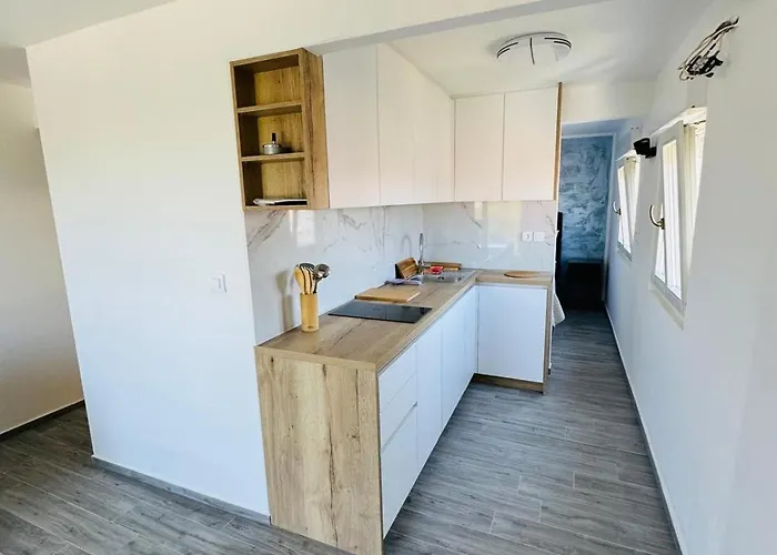 And Zara Apartment Sukošan